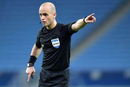 ​约旦裁判执法泰山对阵横滨 VAR裁判来自新加坡