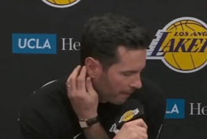 开云官网-连怼三员大将，雷迪克你要疯啊！